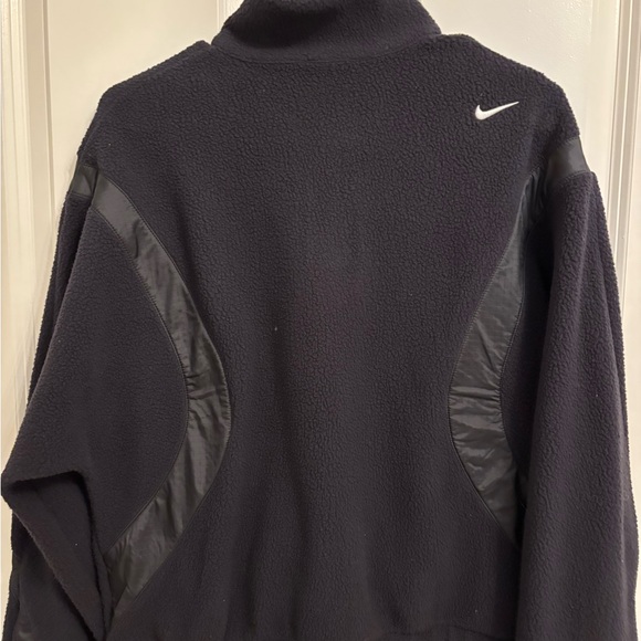 NWT Black Nike Fleece Pullover Sweater - Picture 4 of 6
